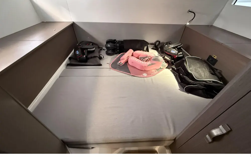 slider 16 Beneteau Gran Turismo 36