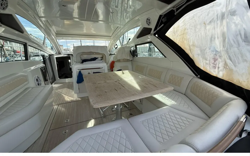 slider 9 Beneteau Gran Turismo 40