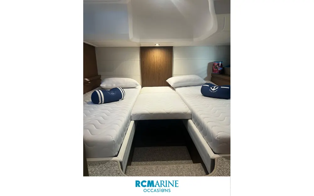 slider 22 Beneteau Gran Turismo 40