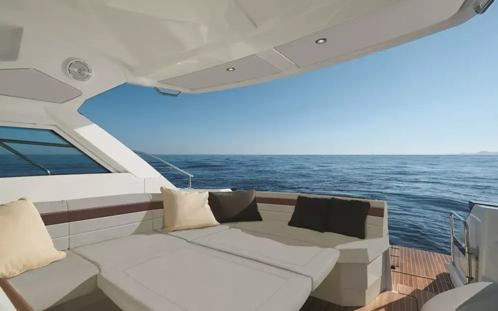 slider 3 Beneteau Gran Turismo 40