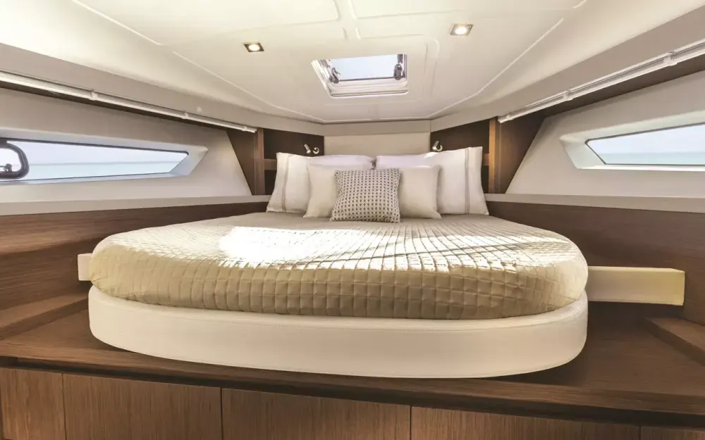 slider 5 Beneteau Gran Turismo 40