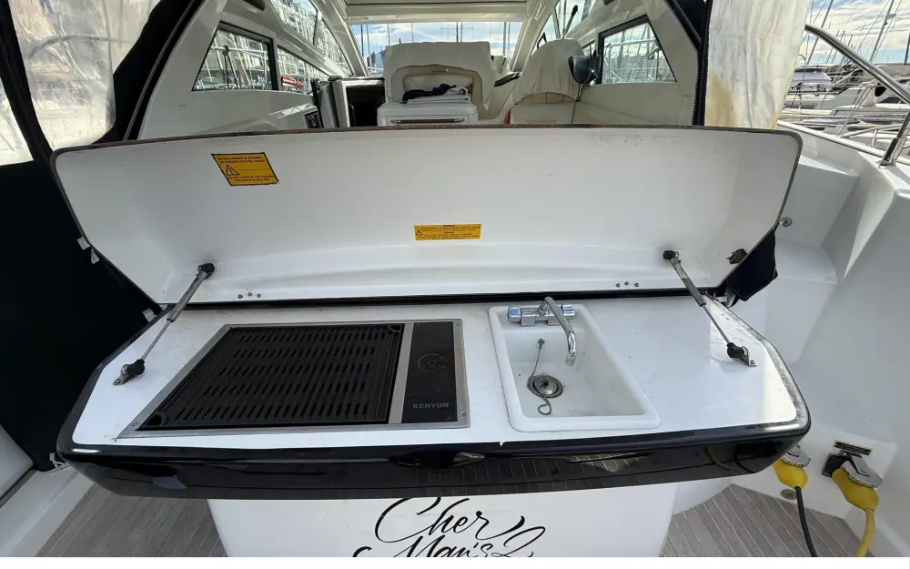 slider 8 Beneteau Gran Turismo 40