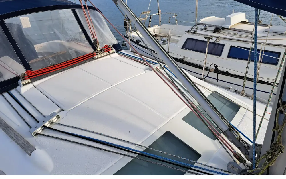 slider 9 Beneteau Oceanis 323 Clipper