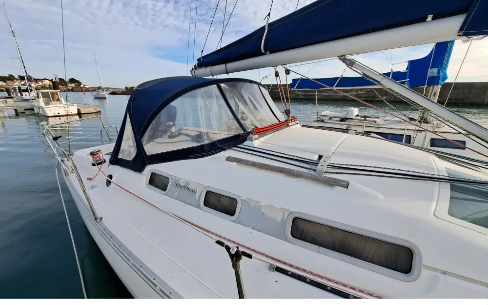 slider 2 Beneteau Oceanis 323 Clipper
