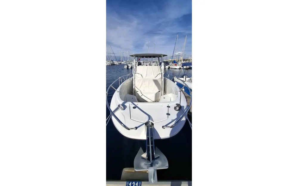 slider 1 Jeanneau Cap Camarat 7.5 CC