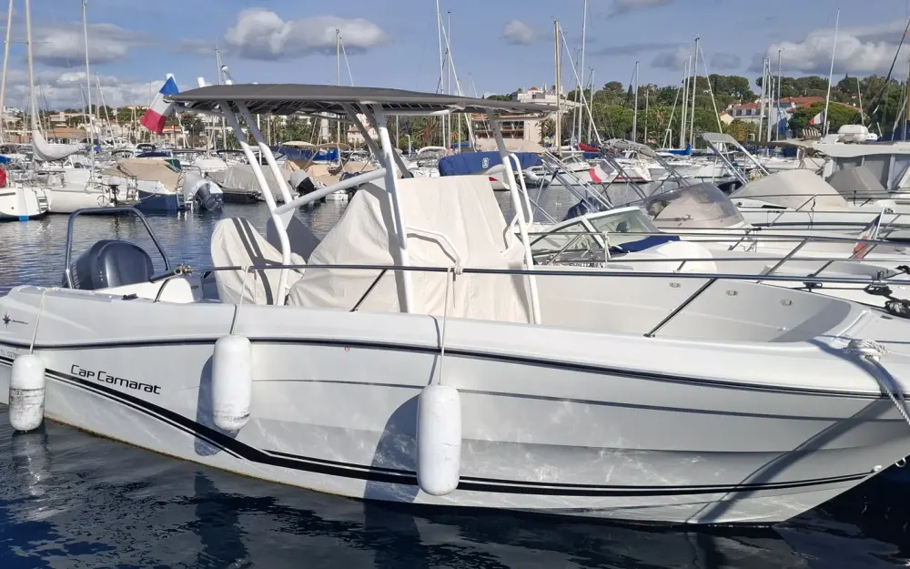 slider 2 Jeanneau Cap Camarat 7.5 CC