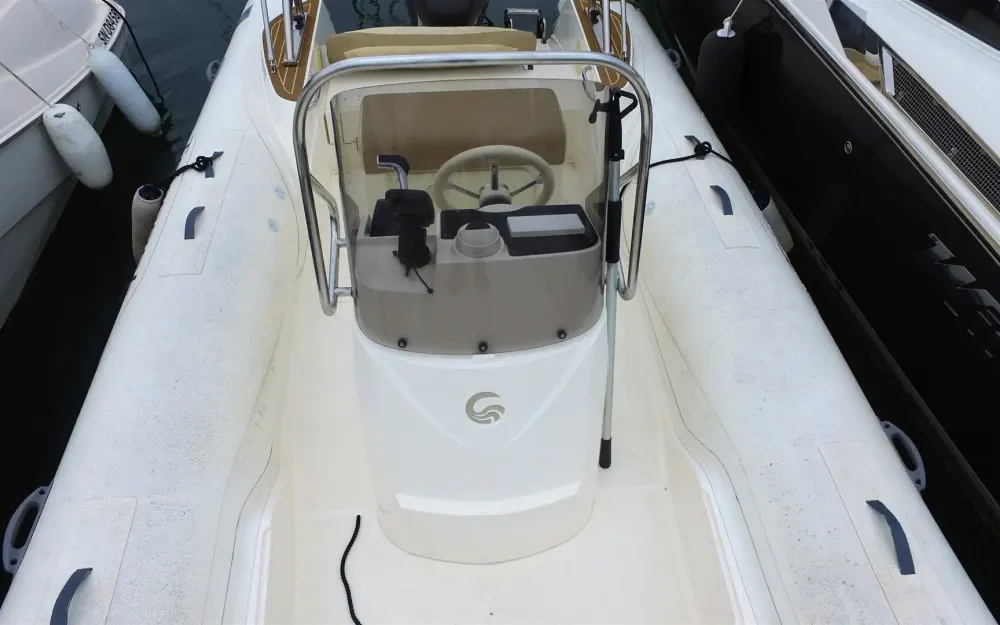 slider 12 Capelli Tempest 650