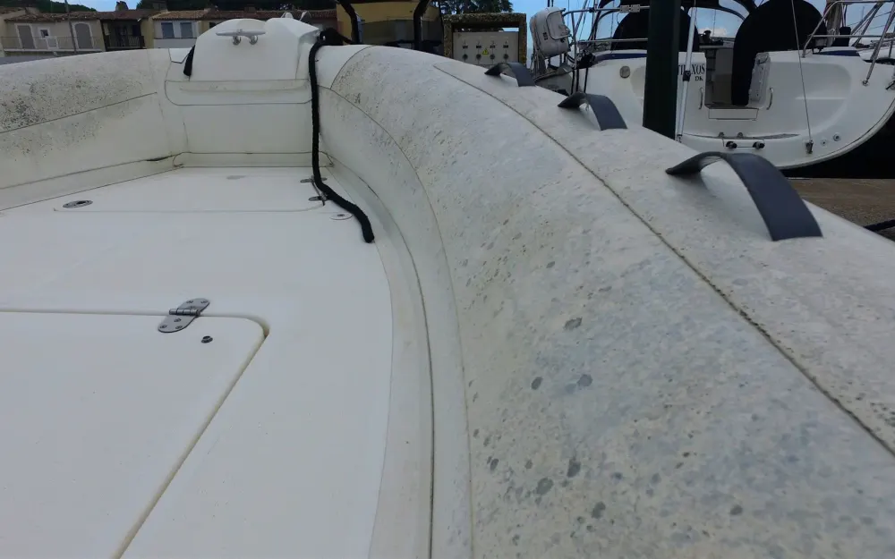 slider 13 Capelli Tempest 650