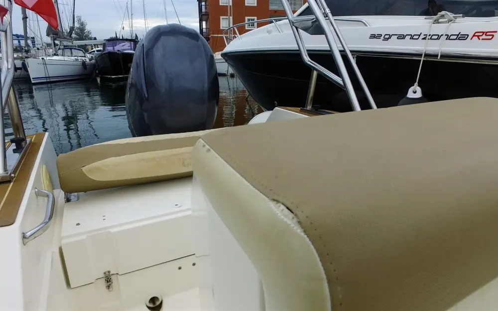 slider 18 Capelli Tempest 650