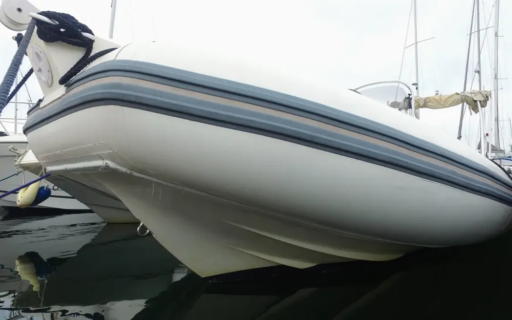 slider 1 Capelli Tempest 650