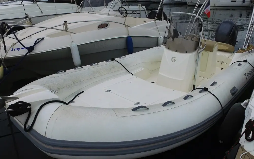 slider 2 Capelli Tempest 650