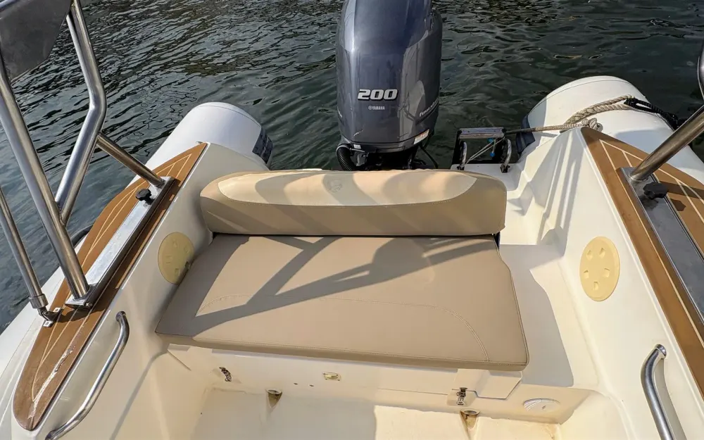 slider 6 Capelli Tempest 650