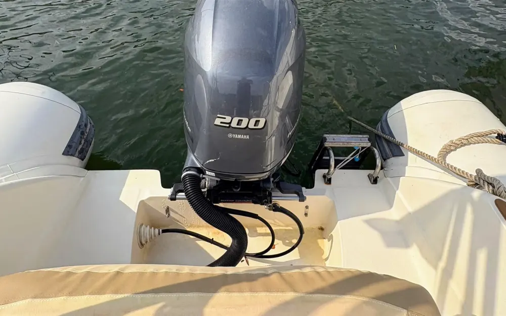 slider 8 Capelli Tempest 650