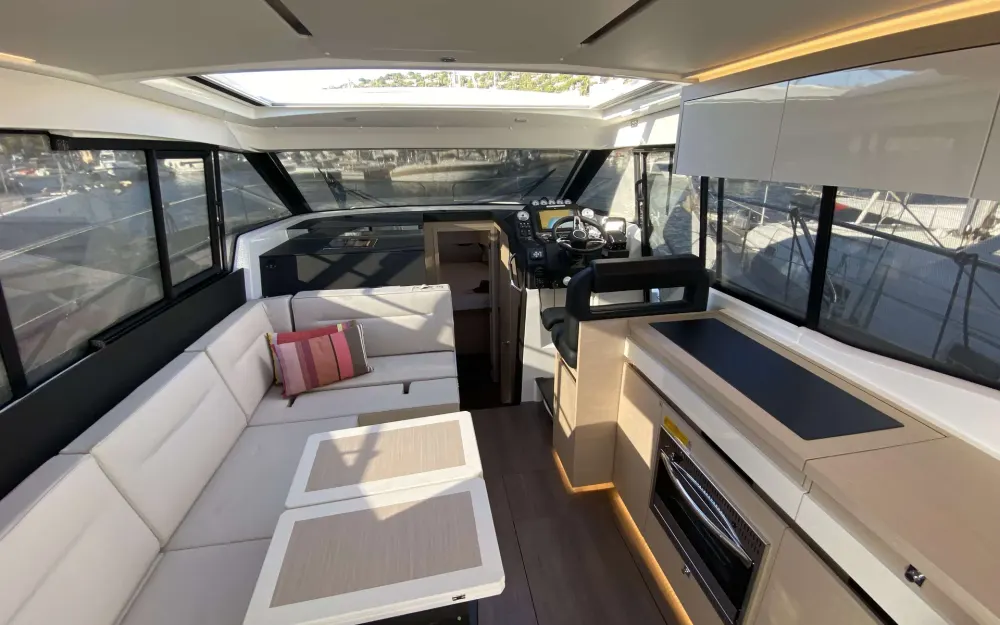 slider 13 Jeanneau NC 37