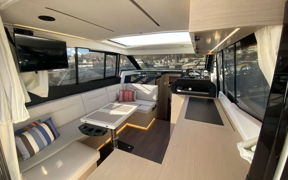 slider 3 Jeanneau NC 37