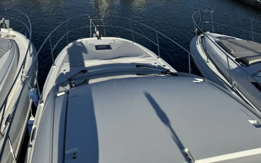 slider 30 Beneteau Gran Turismo 36