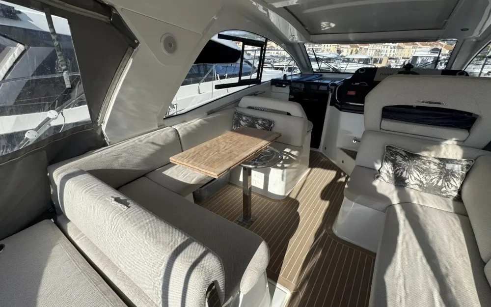 slider 7 Beneteau Gran Turismo 36