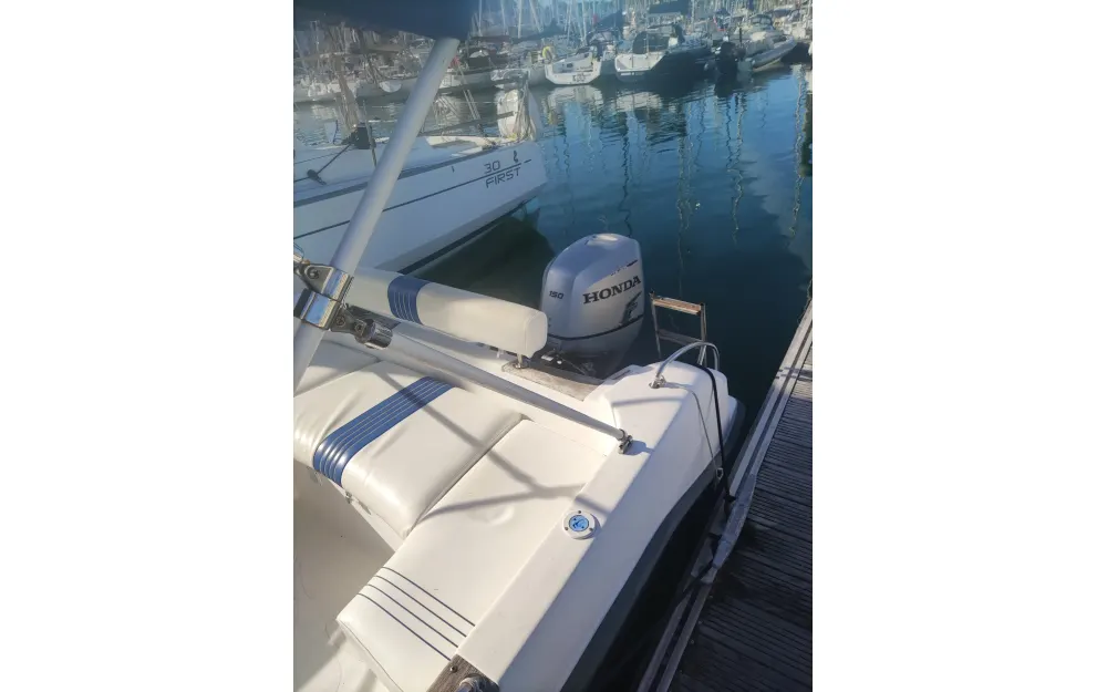 slider 5 B2 Marine CAP FERRET 650 CC