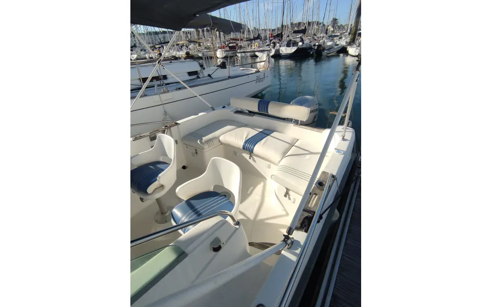 slider 6 B2 Marine CAP FERRET 650 CC