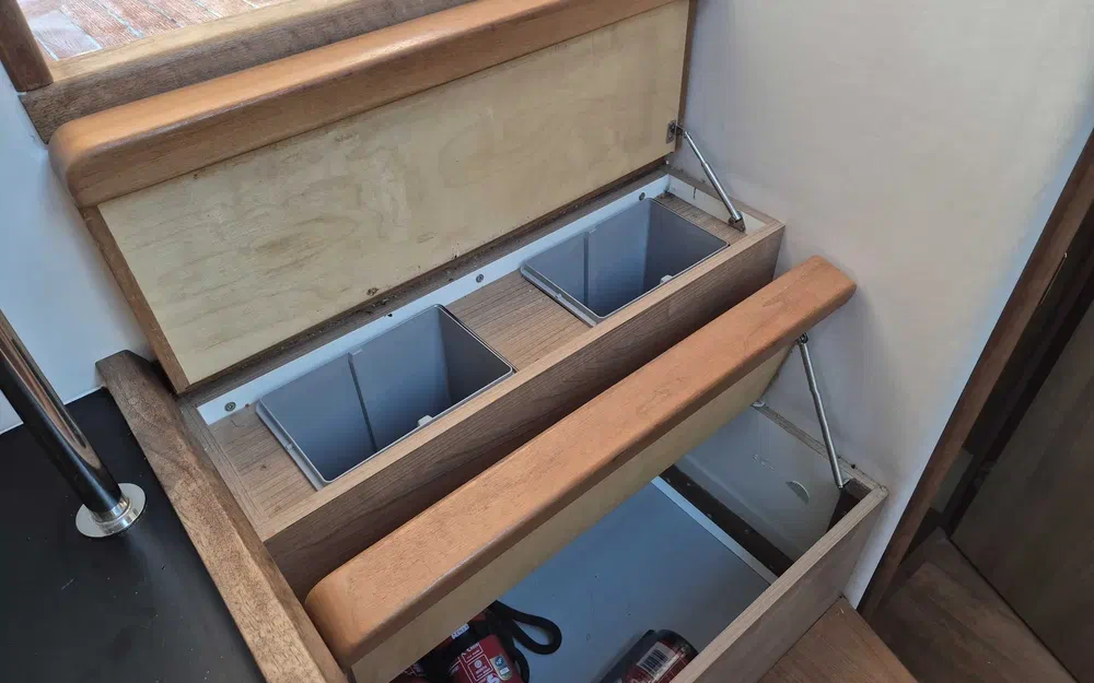 slider 16 Sealine SC 35