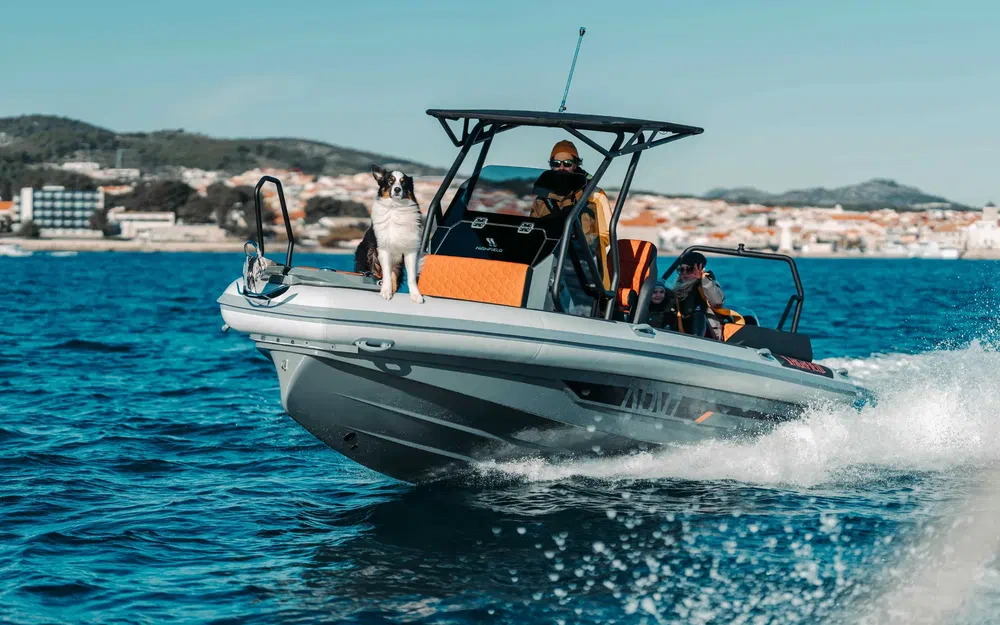 slider 2 Highfield ADV7