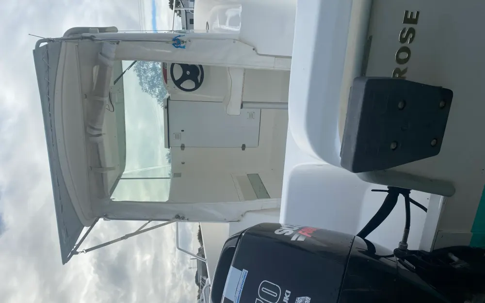 slider 1 Mery Nautic Teychan 540 Timonier