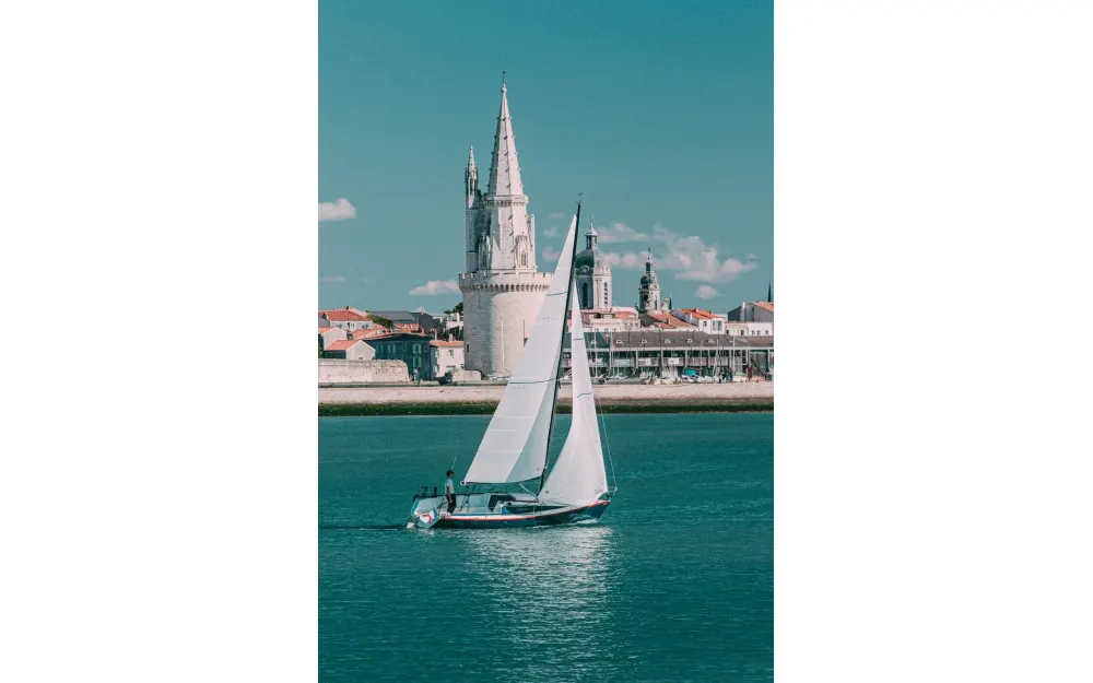 slider 4 Beneteau First Classe 8