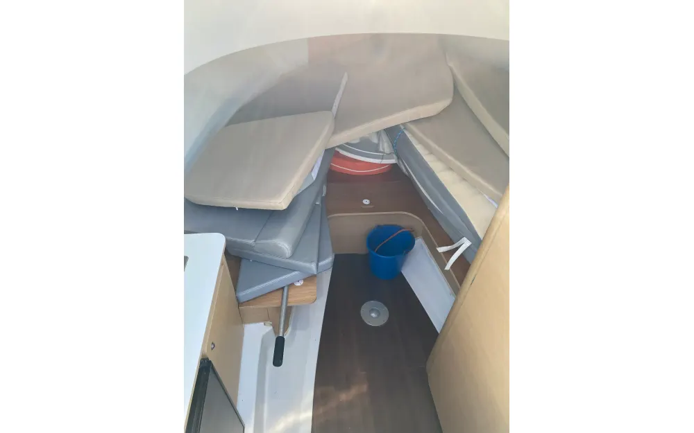 slider 2 Beneteau Flyer 750 Sun Deck