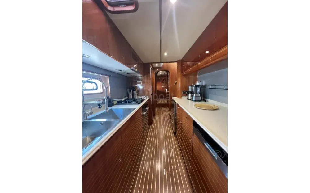 slider 11 Alliaura Marine Privilege 615