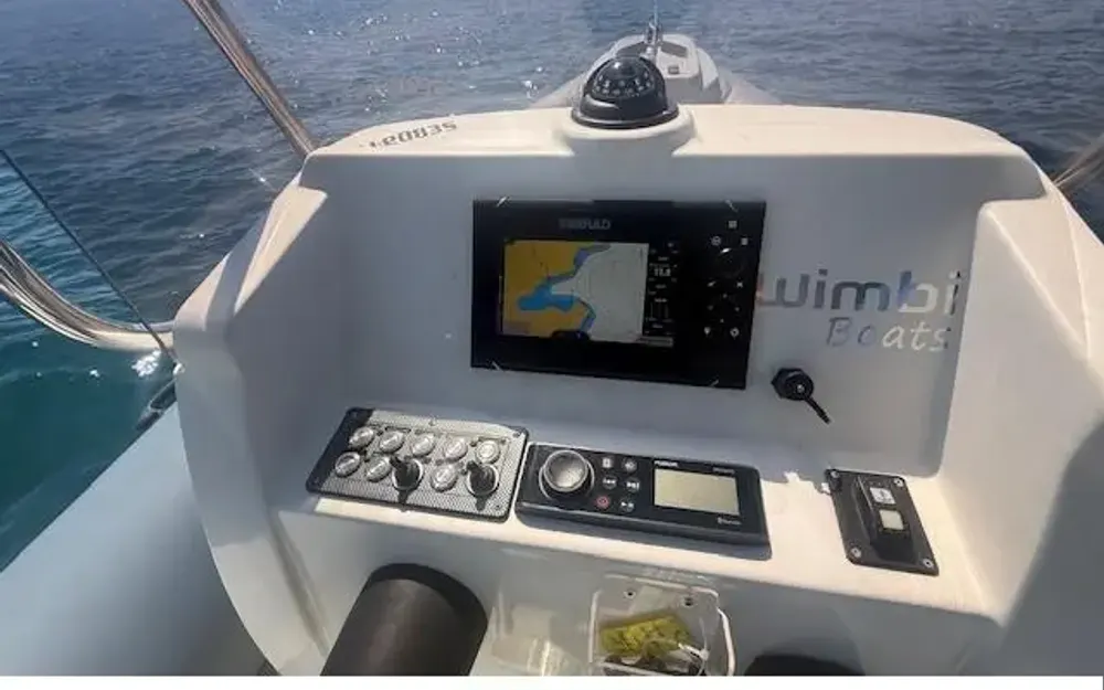 slider 11 Wimbi Boats W7