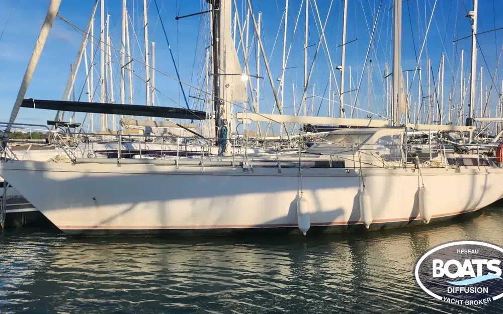 slider 0 Amel Maramu