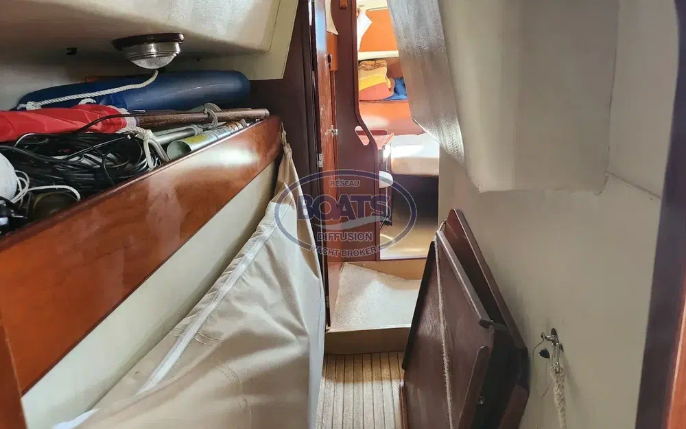 slider 9 Amel Maramu