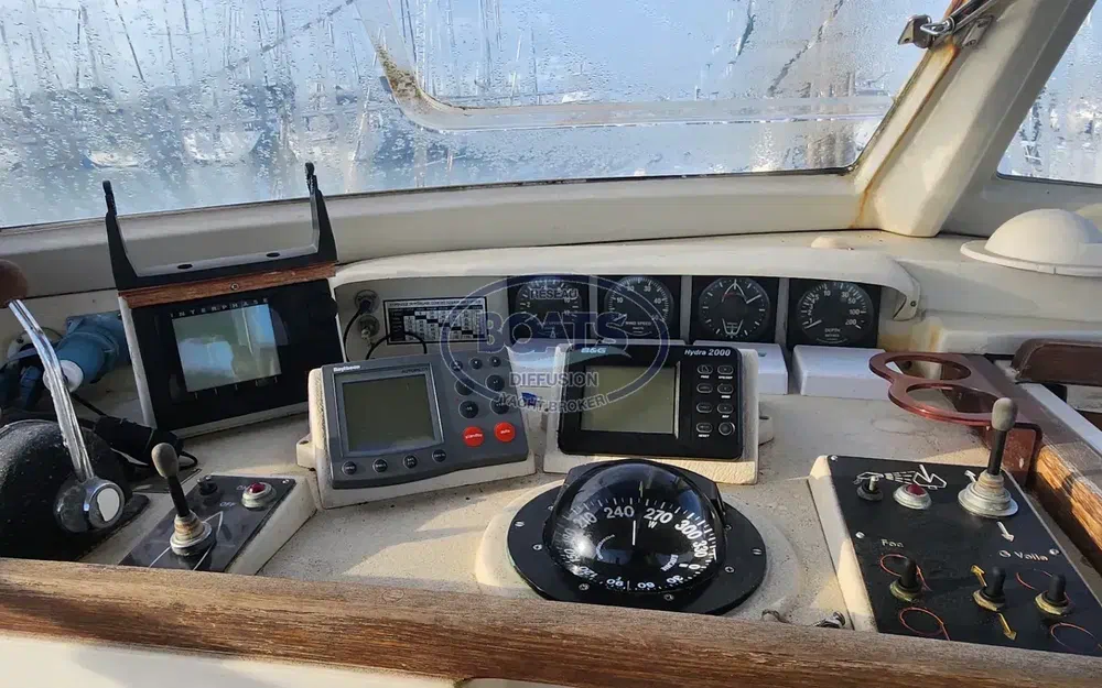 slider 2 Amel Maramu