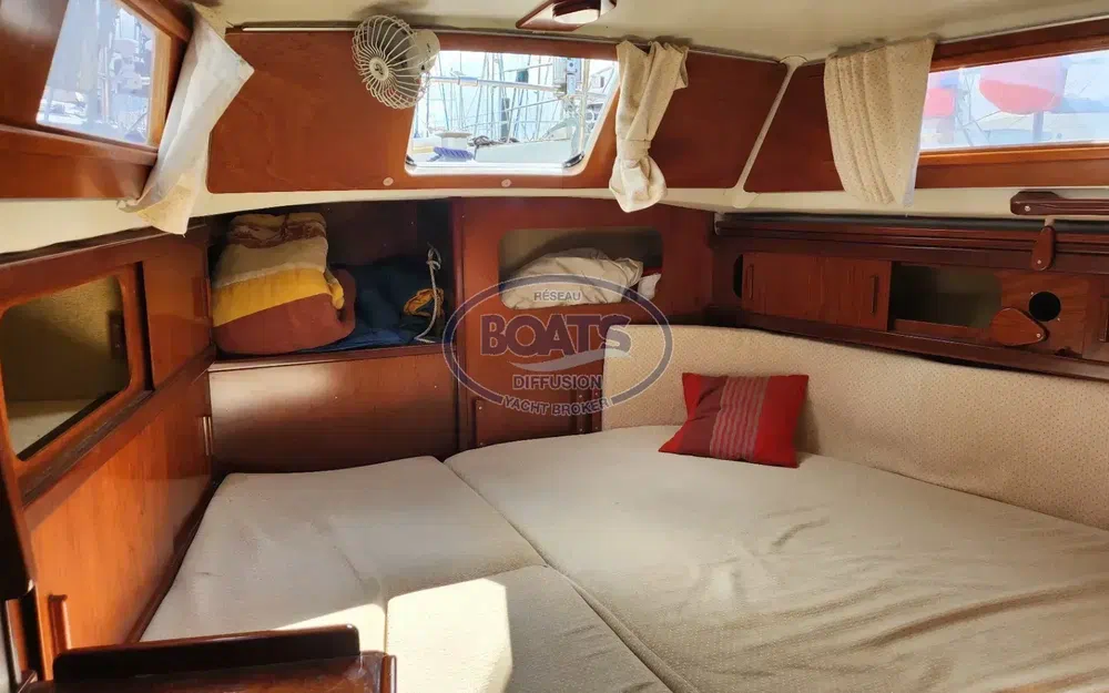 slider 3 Amel Maramu