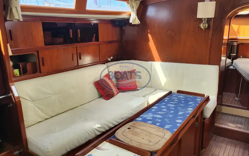 slider 4 Amel Maramu