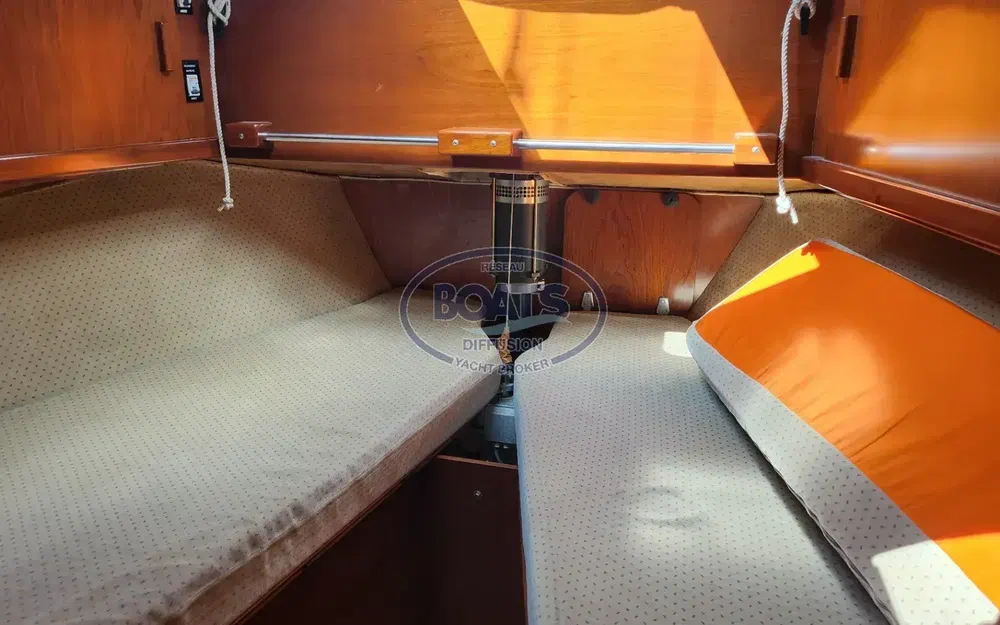 slider 8 Amel Maramu