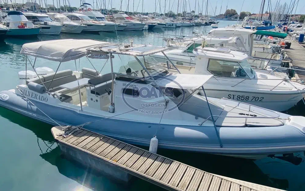 slider 2 Nautica Cab silverado 9