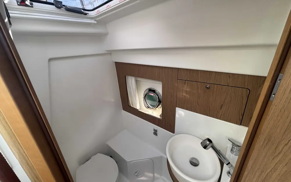 slider 12 Beneteau Gran Turismo 34