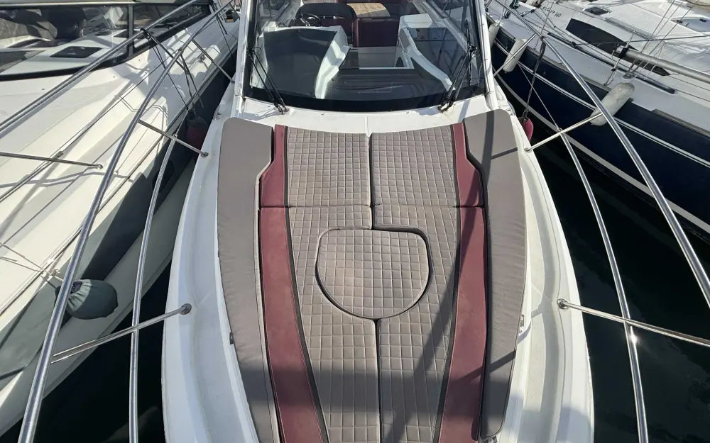 slider 19 Beneteau Gran Turismo 34