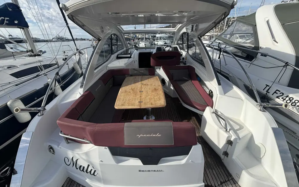 slider 3 Beneteau Gran Turismo 34