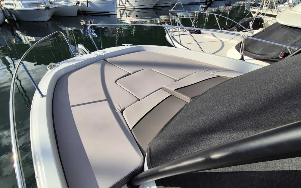 slider 5 Jeanneau Cap Camarat 7.5 WA Serie 3