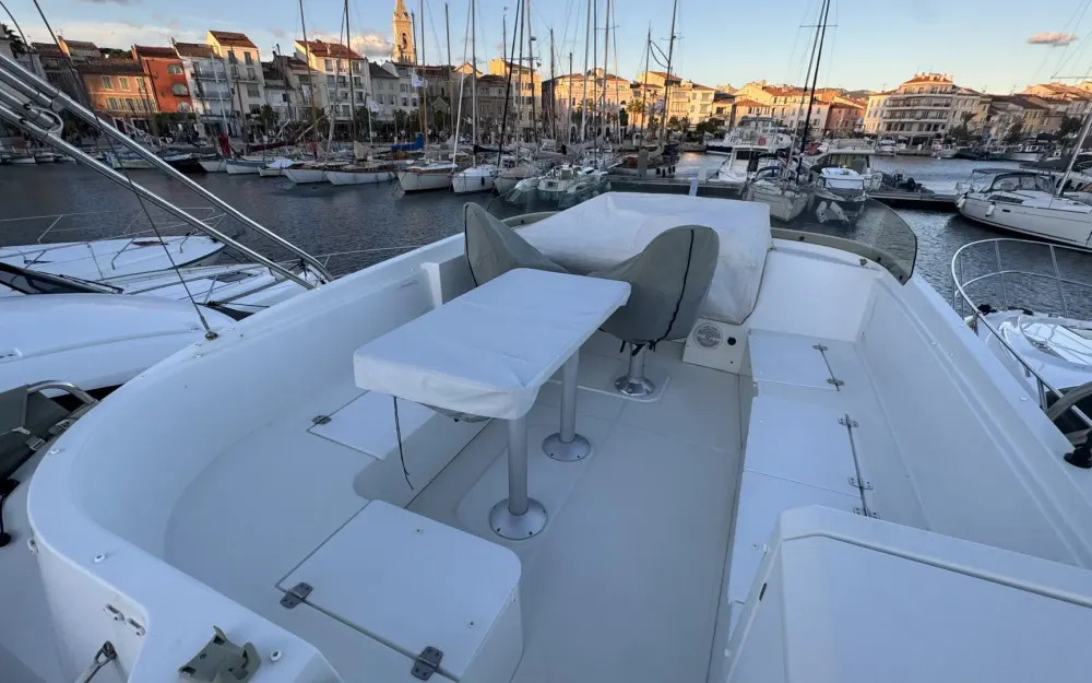 slider 19 Beneteau Swift Trawler 44