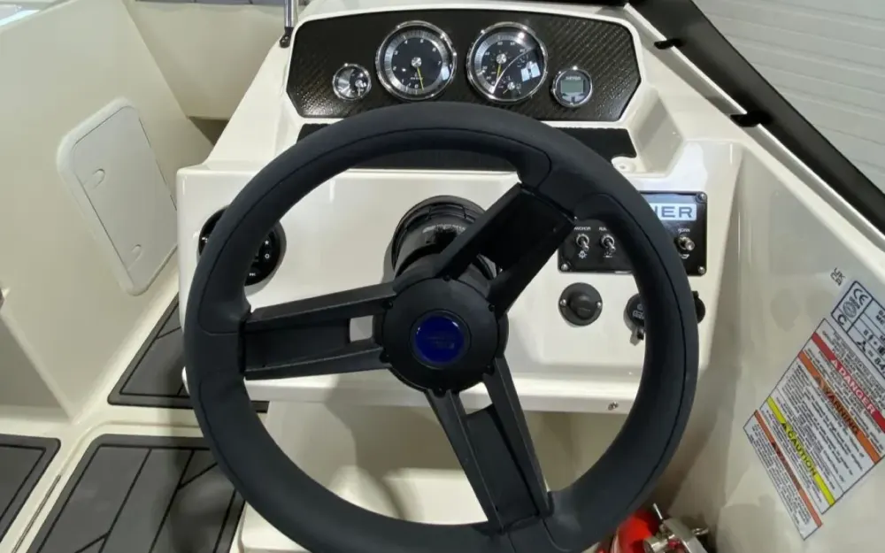 slider 11 Bayliner Element M19