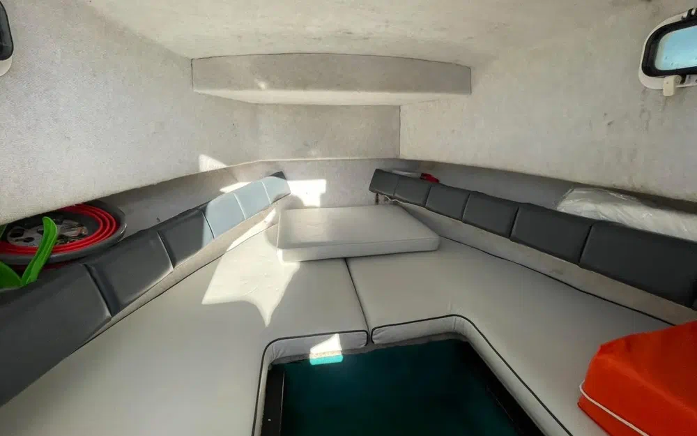 slider 15 Sea Hawk 226