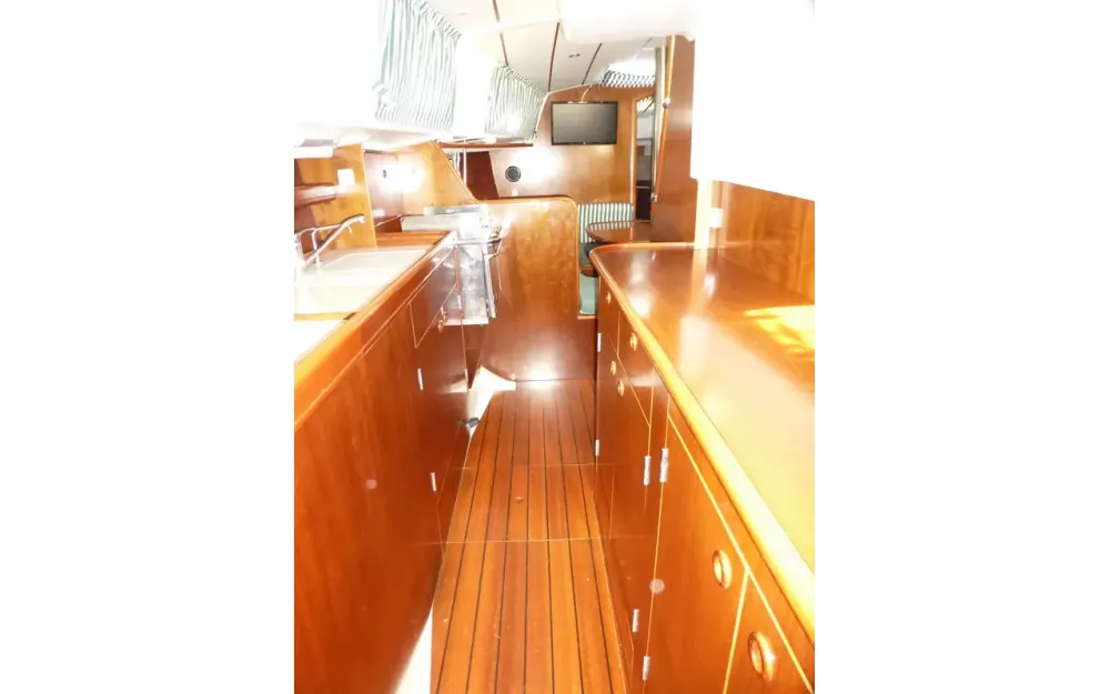 slider 14 Beneteau Oceanis 36 CC
