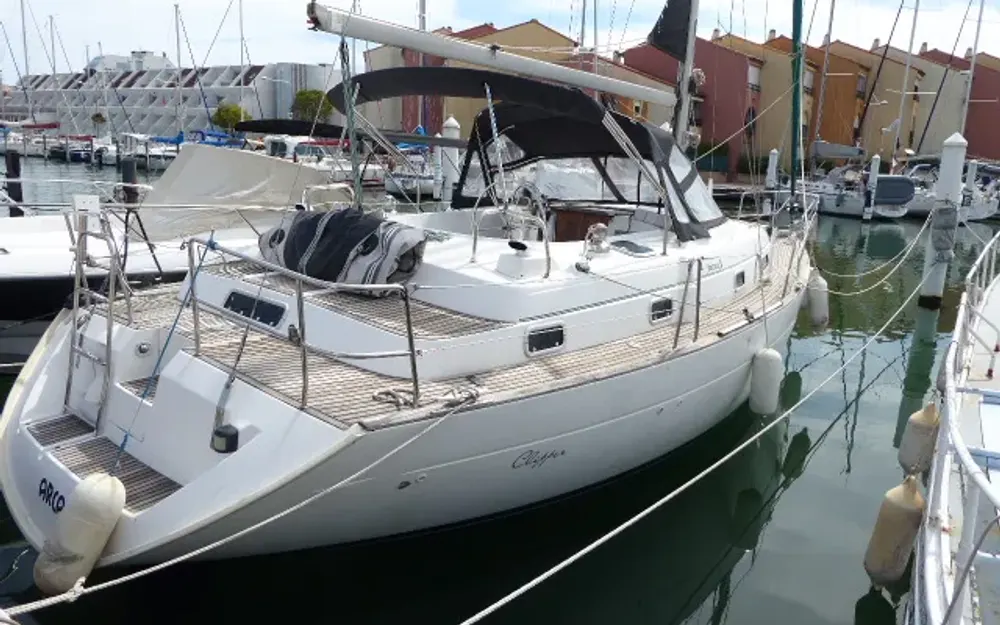 slider 1 Beneteau Oceanis 36 CC
