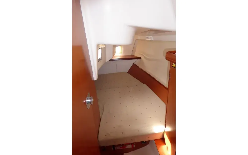 slider 22 Beneteau Oceanis 323 Clipper