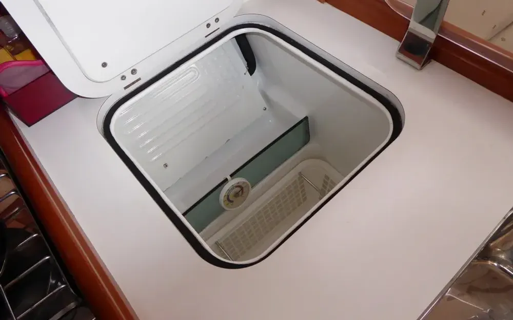 slider 25 Beneteau Oceanis 323 Clipper