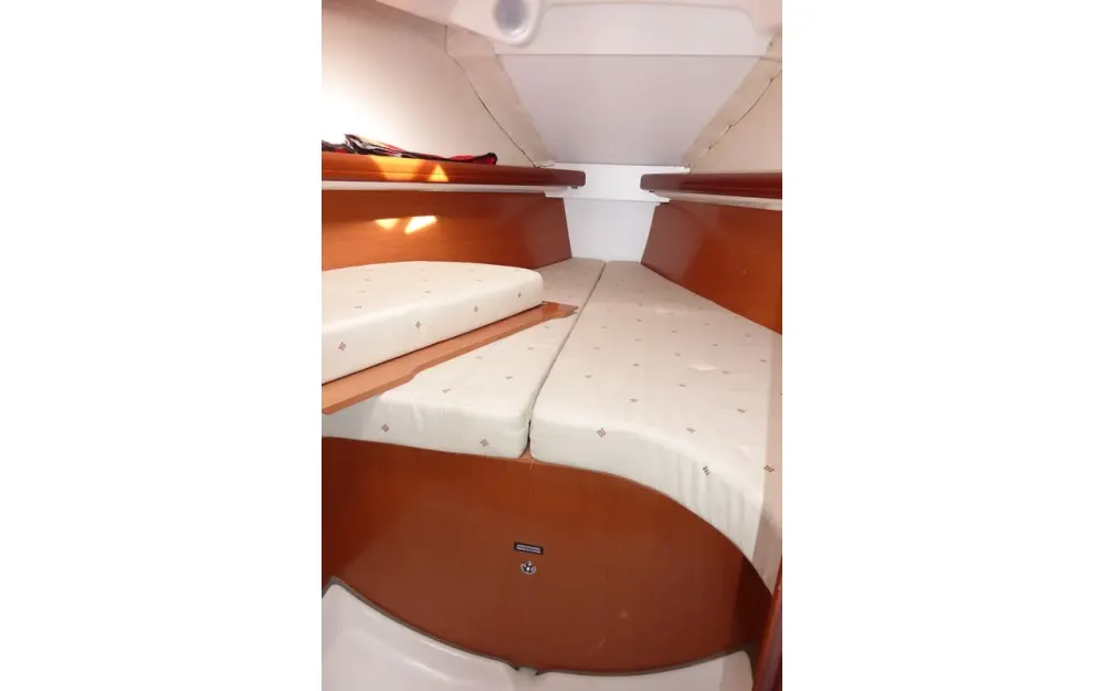 slider 27 Beneteau Oceanis 323 Clipper