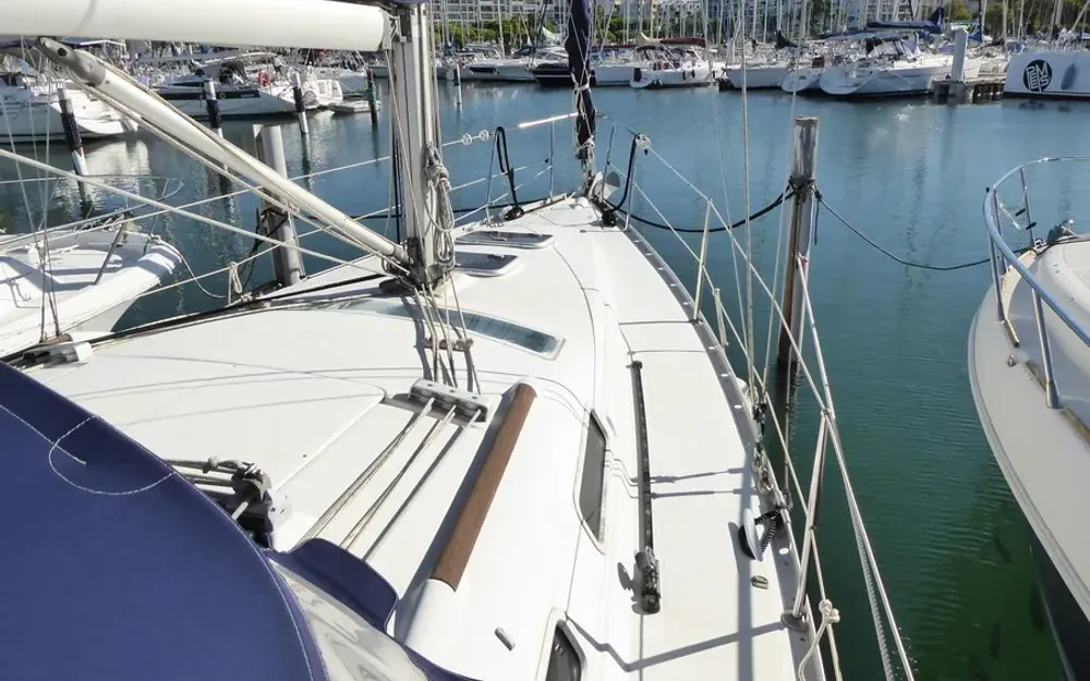 slider 3 Beneteau Oceanis 323 Clipper